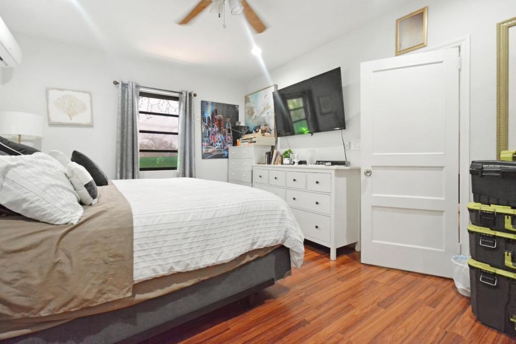 2140 Monroe Terrace, Hollywood, FL 33020 Photo