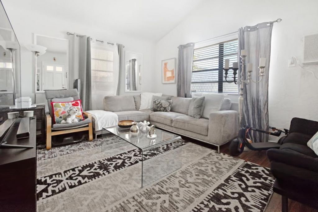 2140 Monroe Terrace, Hollywood, FL 33020 Photo