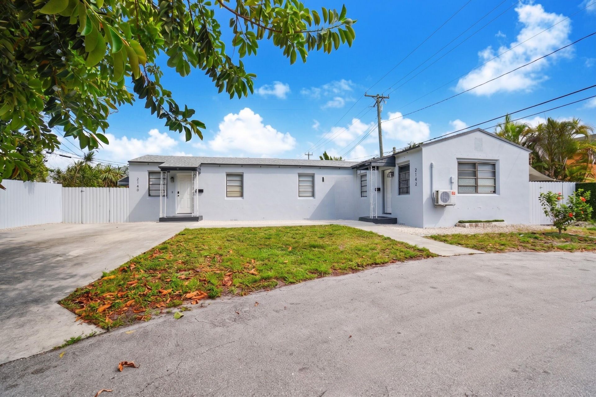 2140 Monroe Terrace, Hollywood, FL 33020 Photo