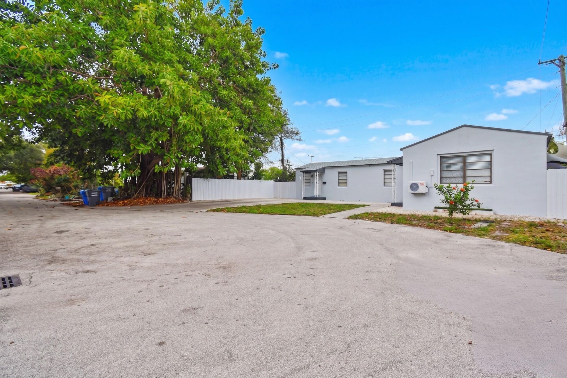 2140 Monroe Terrace, Hollywood, FL 33020 Photo