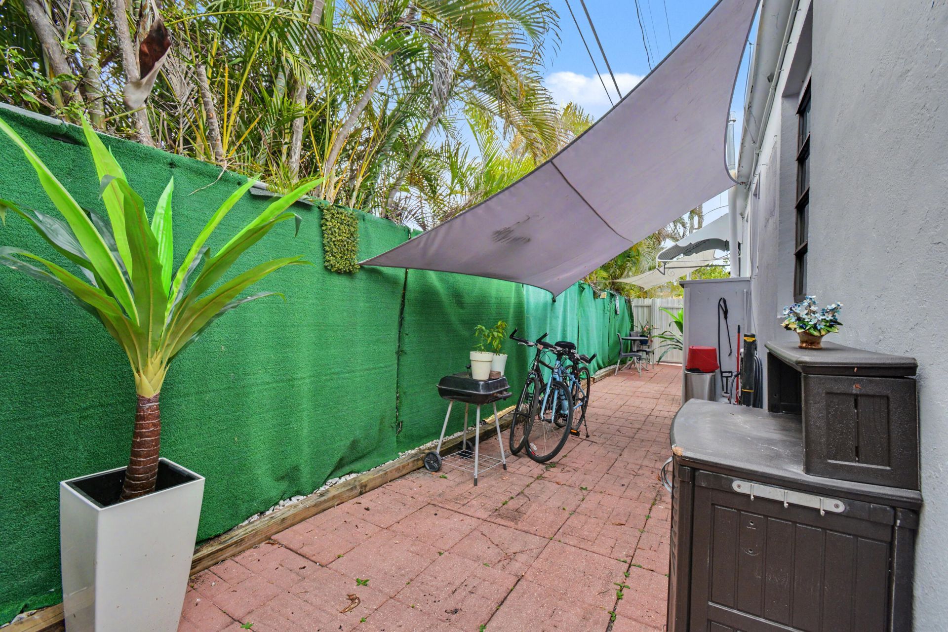 2140 Monroe Terrace, Hollywood, FL 33020 Photo