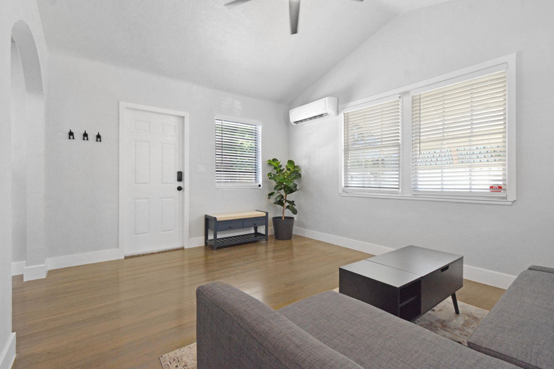 2140 Monroe Terrace, Hollywood, FL 33020 Photo