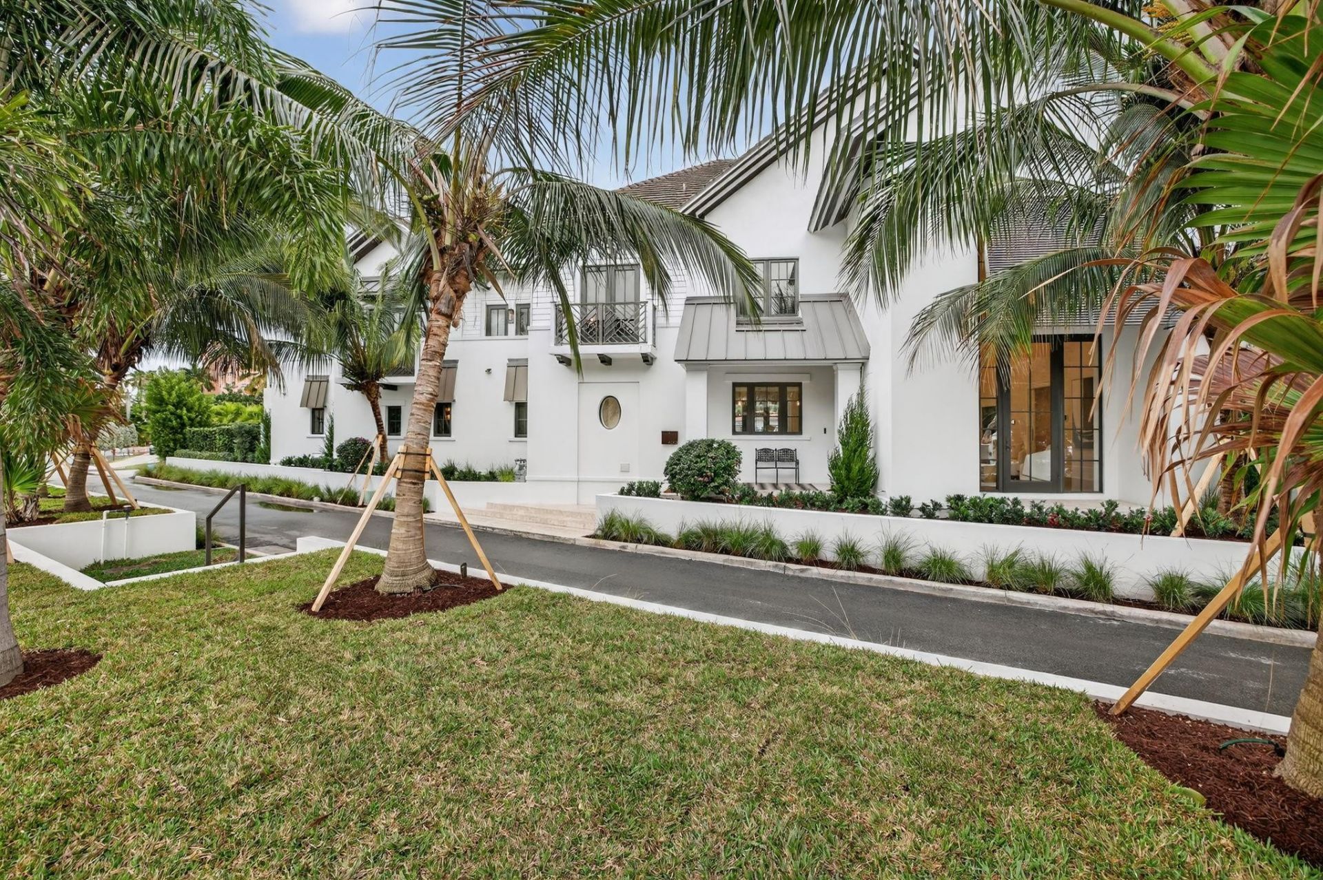 400 Mola Avenue, Fort Lauderdale, FL 33301 Photo