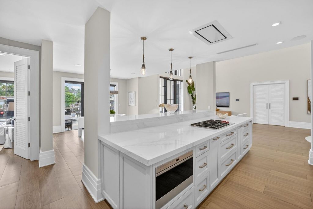 400 Mola Avenue, Fort Lauderdale, FL 33301 Photo