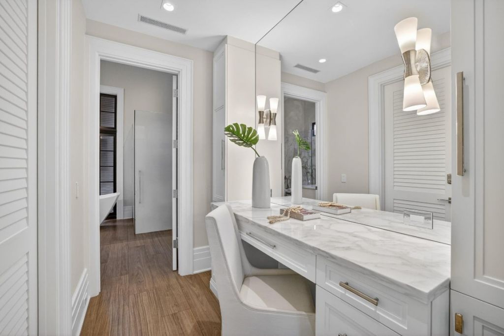 400 Mola Avenue, Fort Lauderdale, FL 33301 Photo