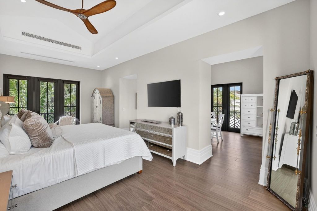 400 Mola Avenue, Fort Lauderdale, FL 33301 Photo