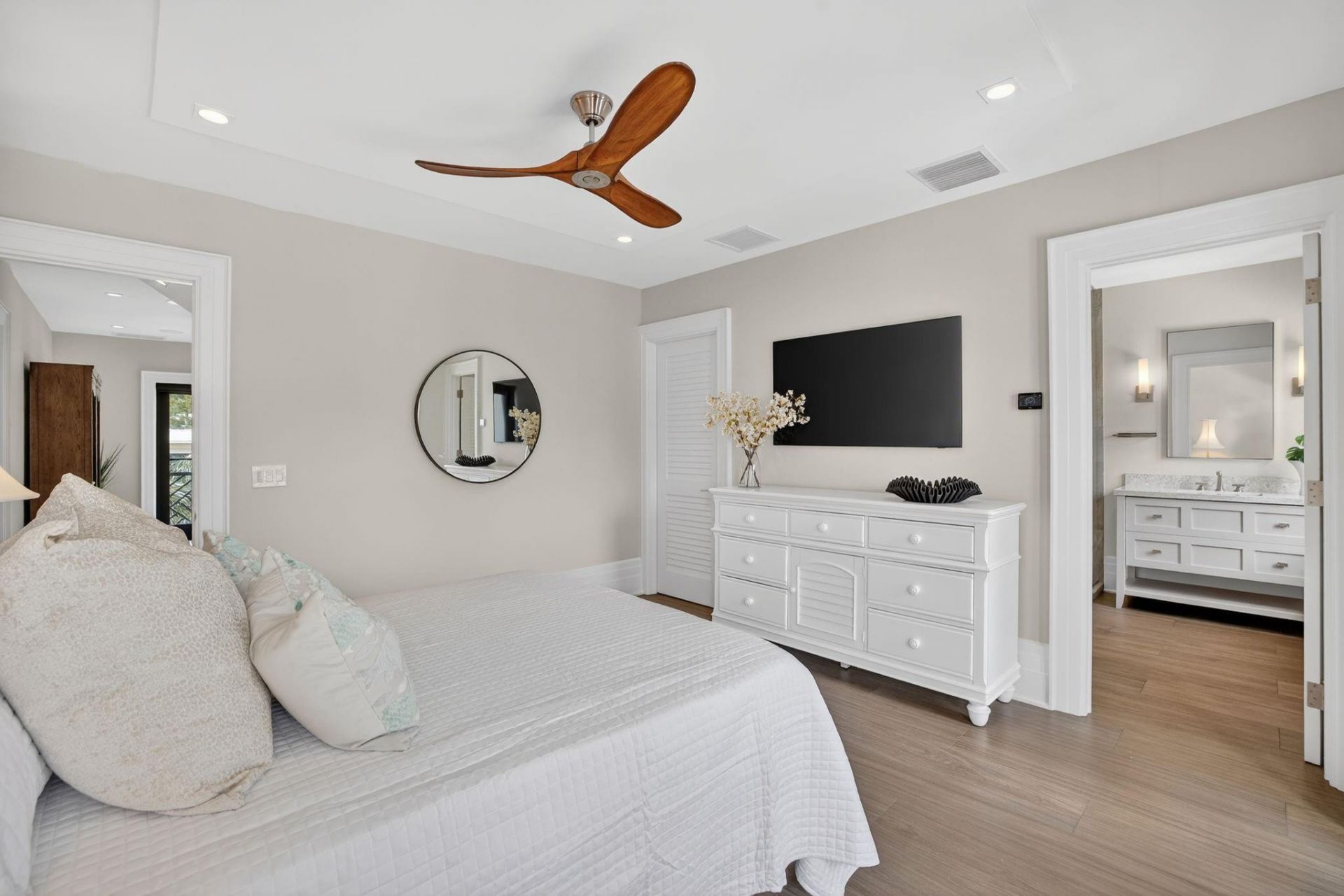 400 Mola Avenue, Fort Lauderdale, FL 33301 Photo