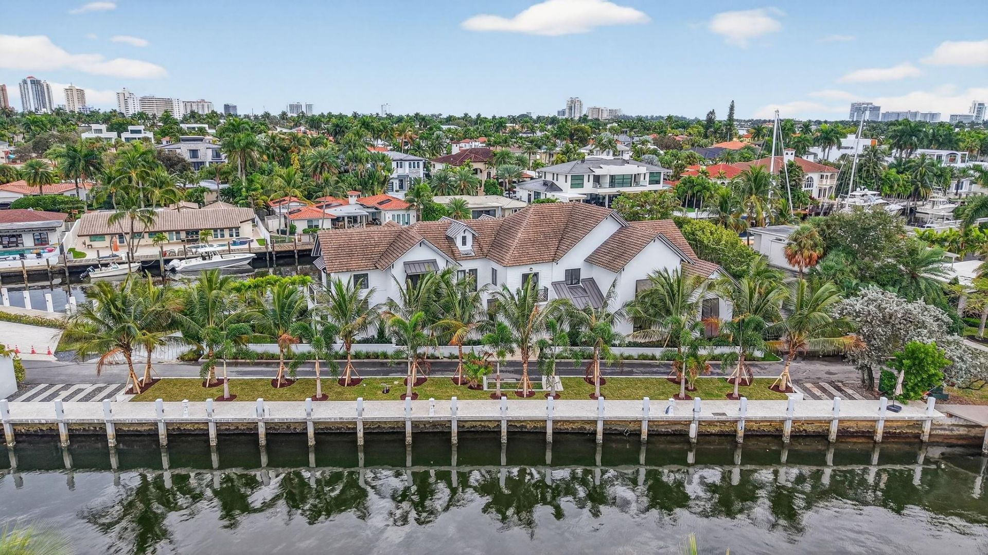400 Mola Avenue, Fort Lauderdale, FL 33301 Photo