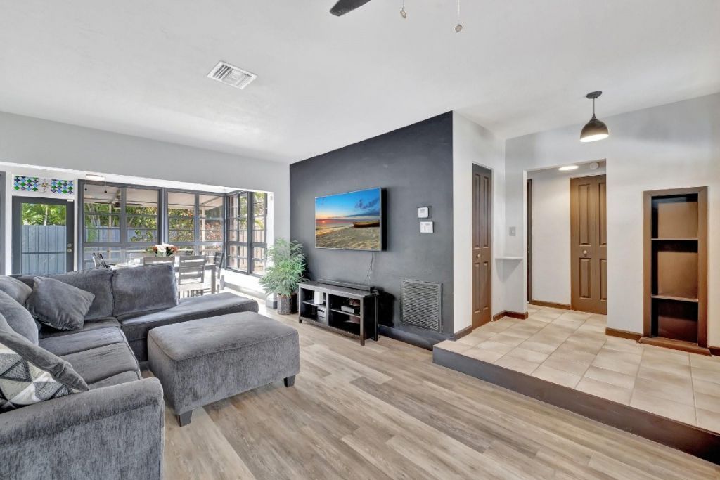 1228 SW 9th Ave, Fort Lauderdale, FL 33315 Photo