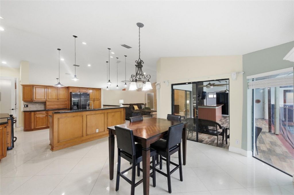 10949 NW 1st Manor, Coral Springs, FL 33071 Photo