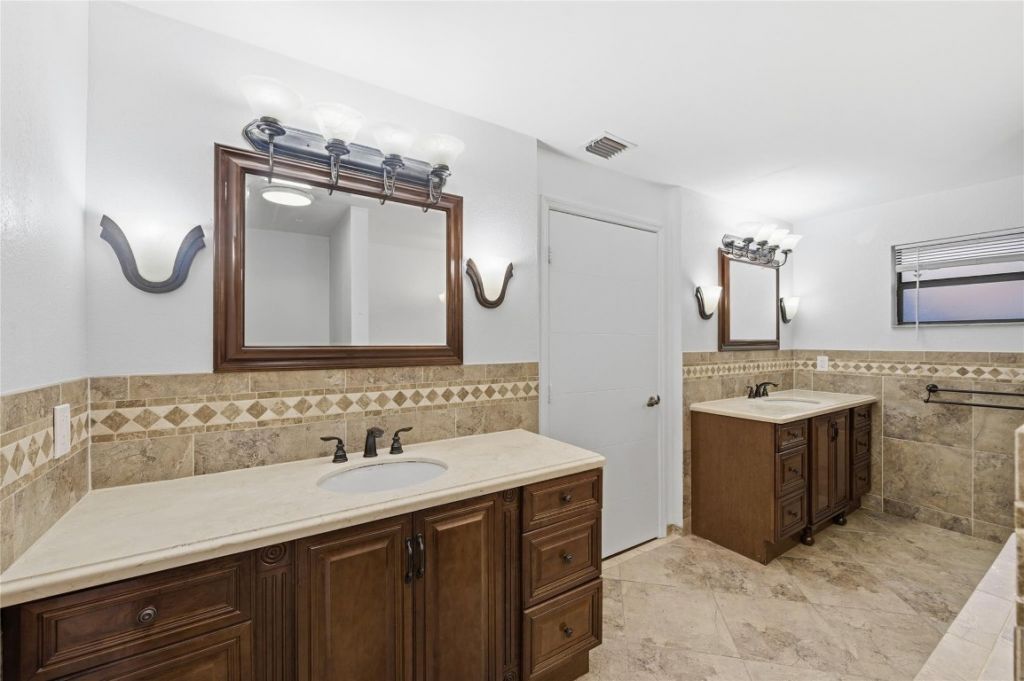 10949 NW 1st Manor, Coral Springs, FL 33071 Photo