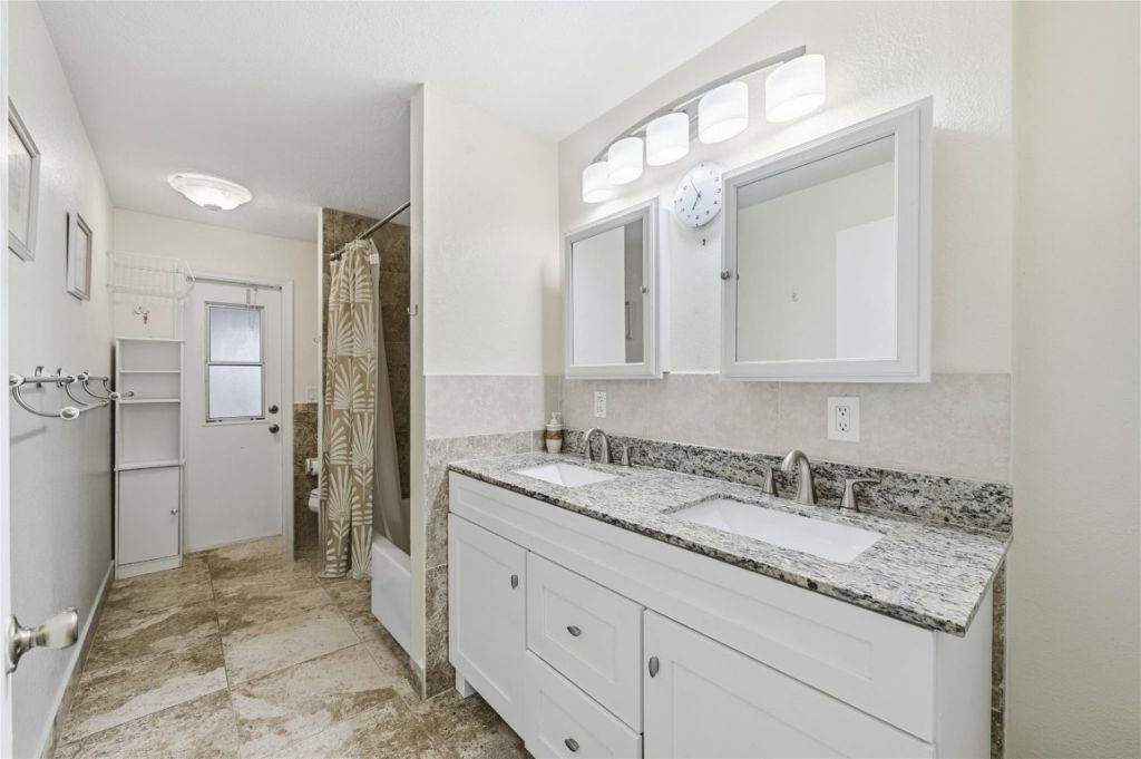 10949 NW 1st Manor, Coral Springs, FL 33071 Photo