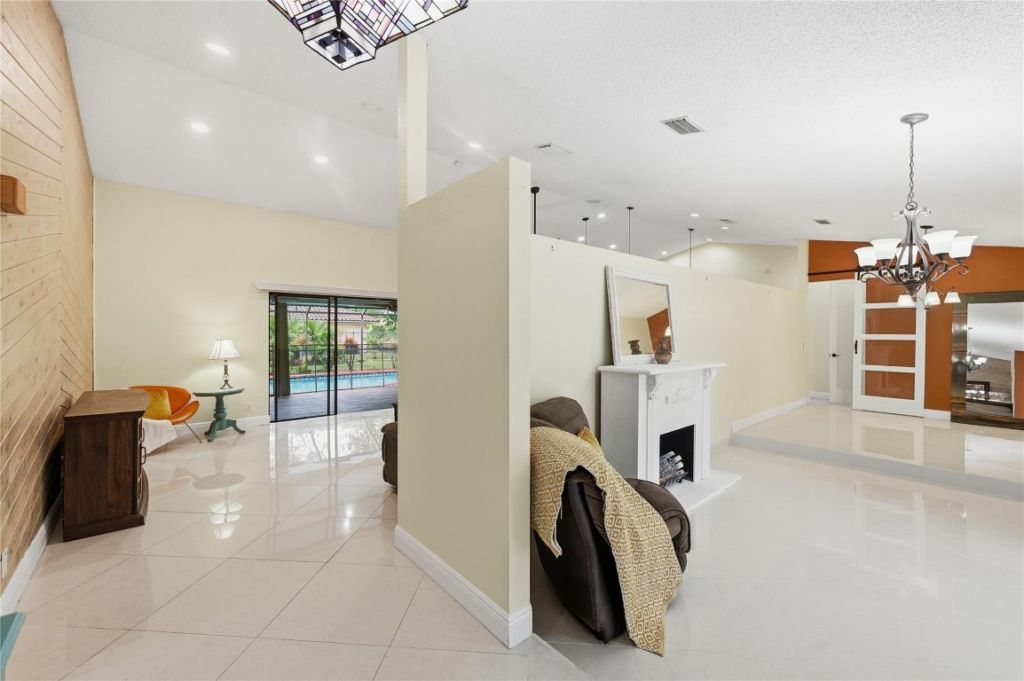 10949 NW 1st Manor, Coral Springs, FL 33071 Photo