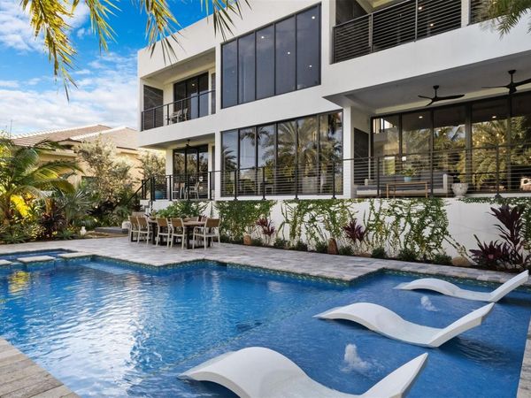 823 Ponce De Leon Drive, Fort Lauderdale, FL 33316