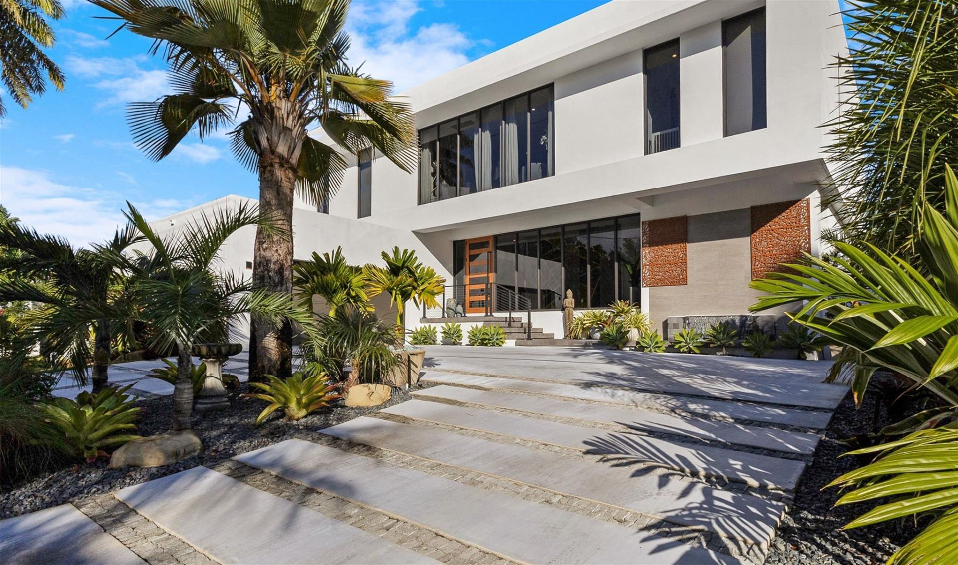 823 Ponce De Leon Drive, Fort Lauderdale, FL 33316 Photo