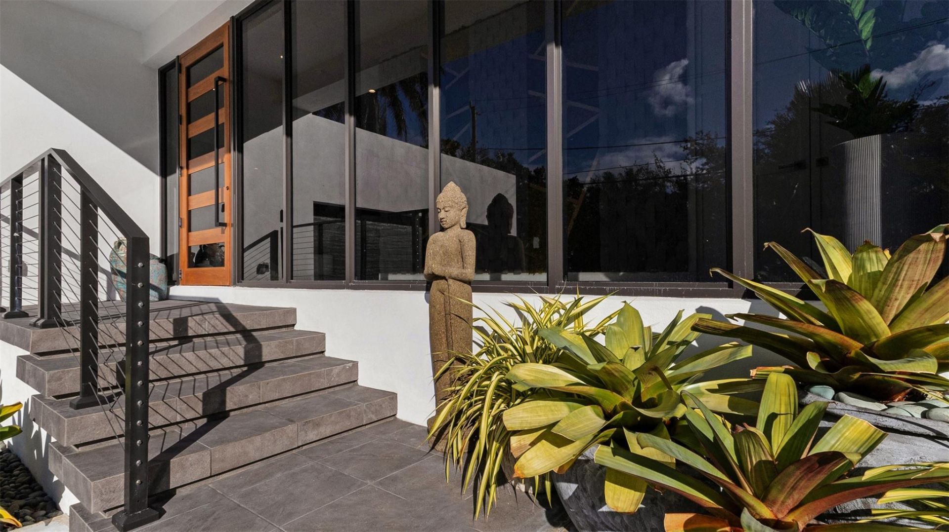 823 Ponce De Leon Drive, Fort Lauderdale, FL 33316 Photo