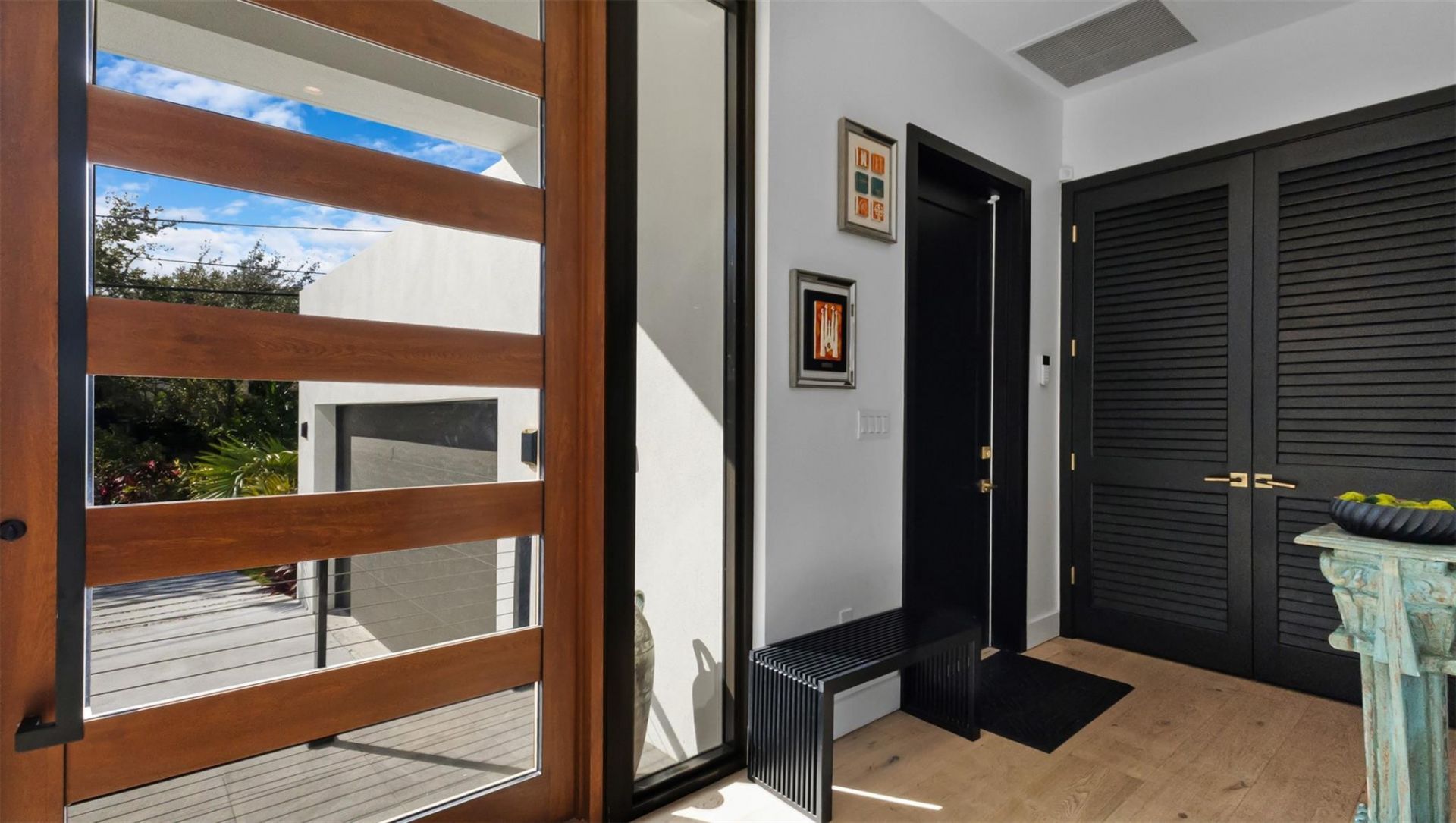 823 Ponce De Leon Drive, Fort Lauderdale, FL 33316 Photo