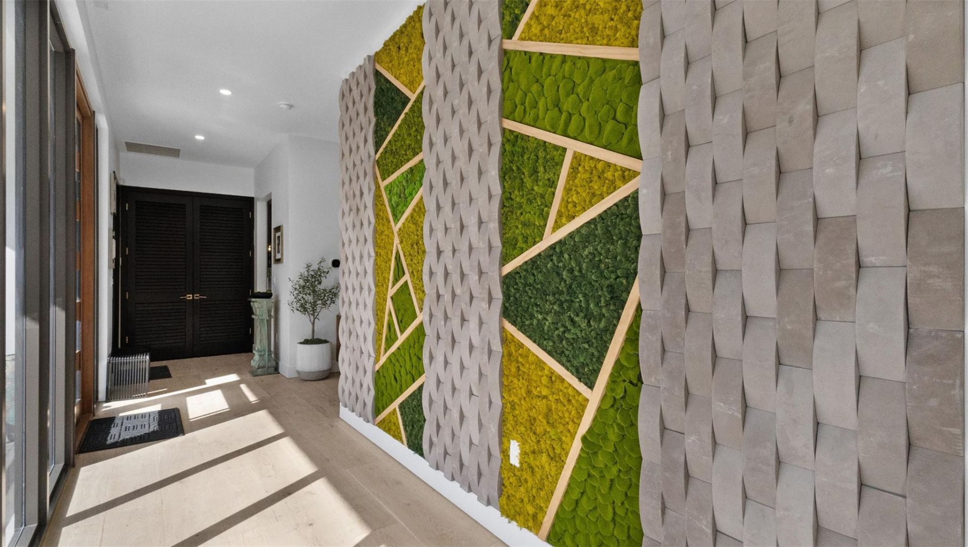 823 Ponce De Leon Drive, Fort Lauderdale, FL 33316 Photo