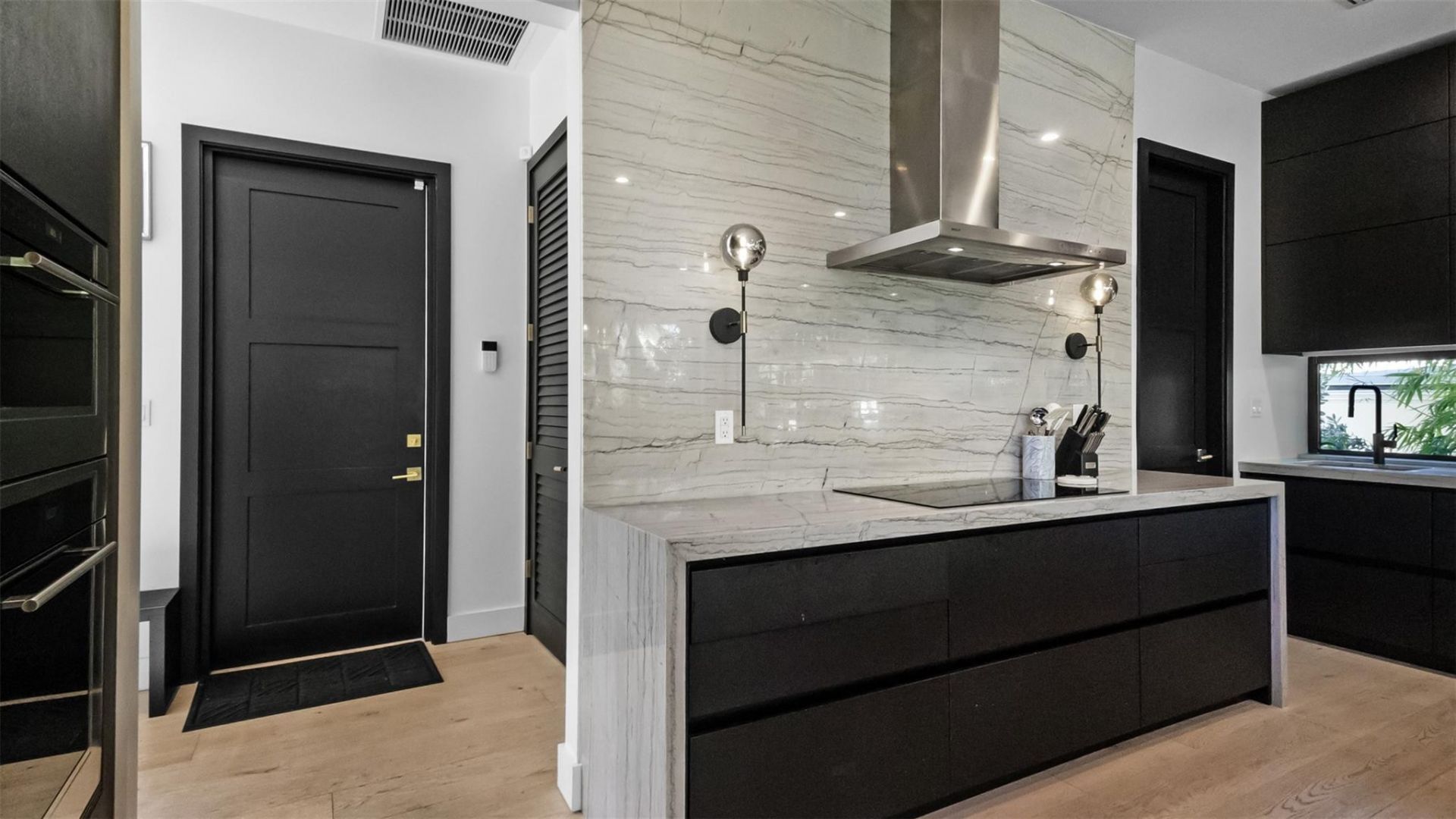 823 Ponce De Leon Drive, Fort Lauderdale, FL 33316 Photo