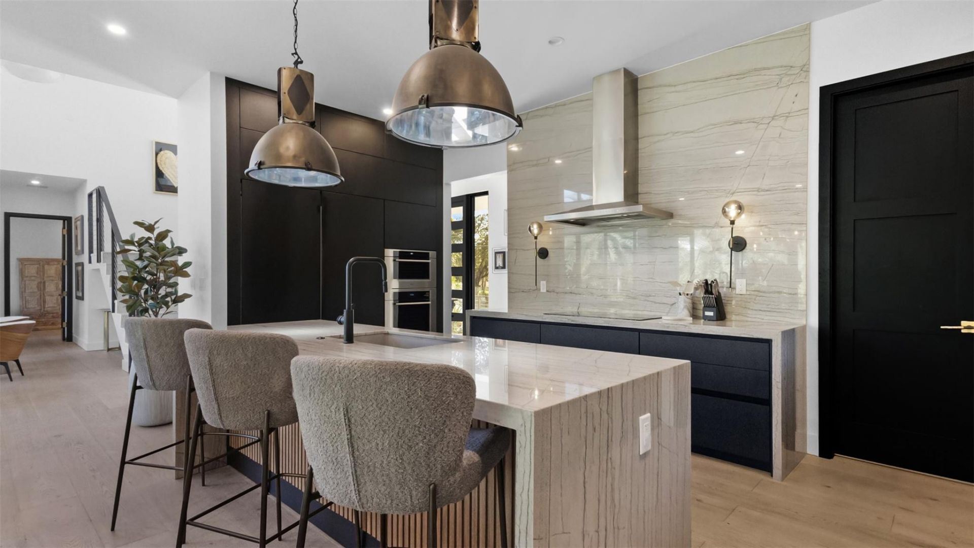 823 Ponce De Leon Drive, Fort Lauderdale, FL 33316 Photo