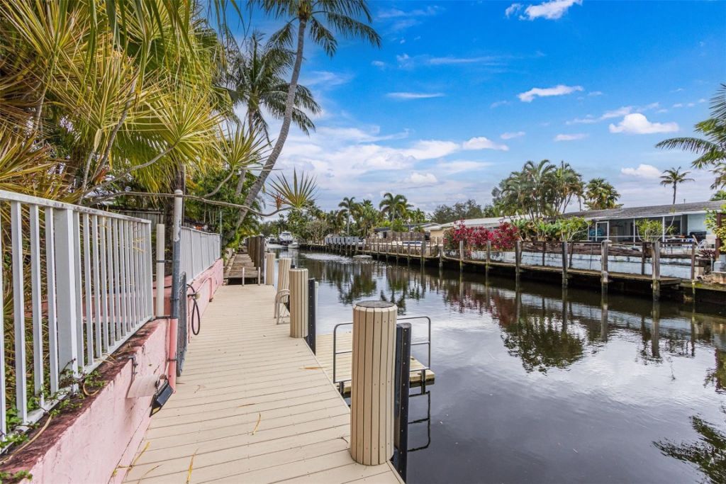 1728 SW 4th Court, Fort Lauderdale, FL 33312 Photo