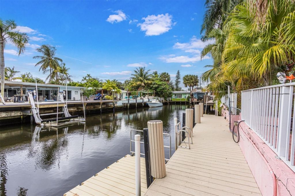 1728 SW 4th Court, Fort Lauderdale, FL 33312 Photo