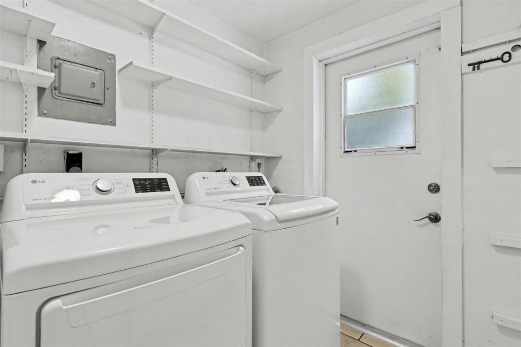 1728 SW 4th Court, Fort Lauderdale, FL 33312 Photo