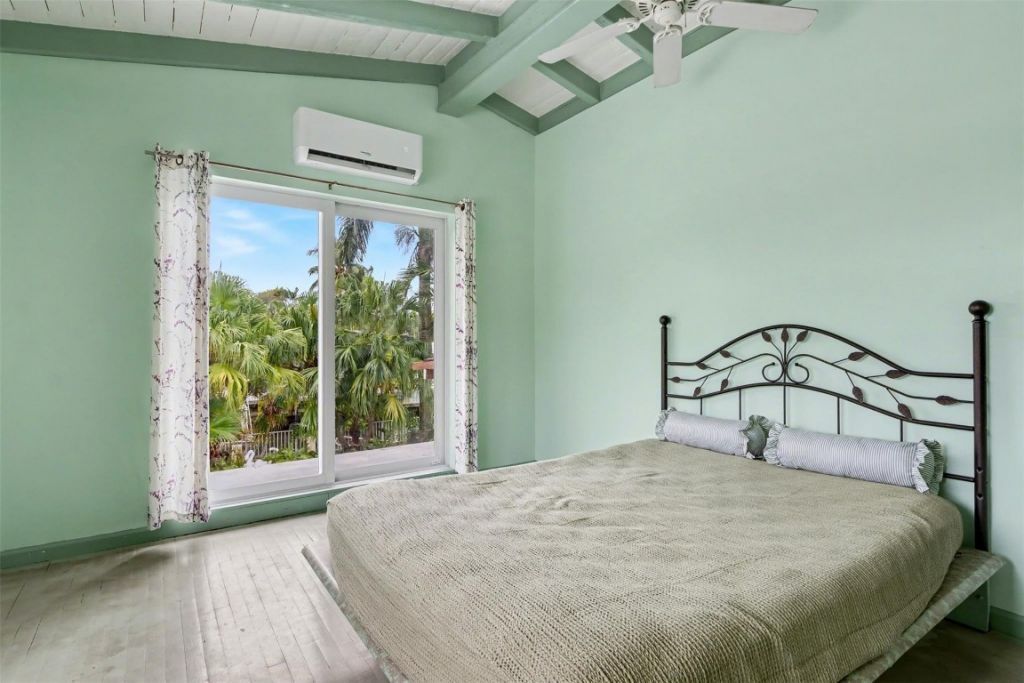 1728 SW 4th Court, Fort Lauderdale, FL 33312 Photo