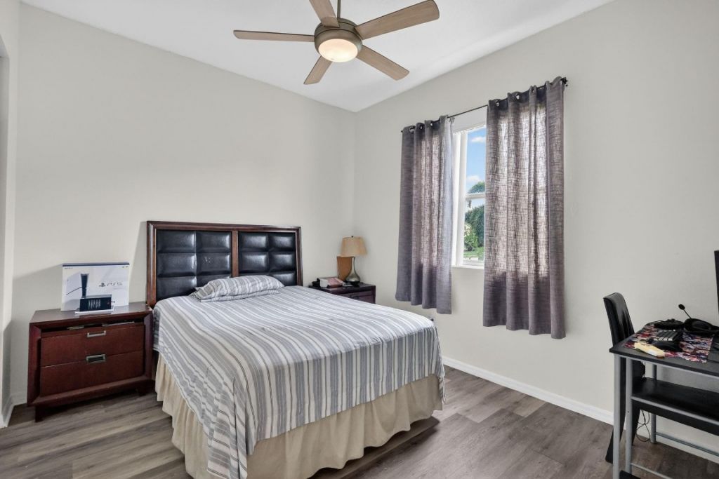 544 SW Lake Manatee Way, Port Saint Lucie, FL 34986 Photo