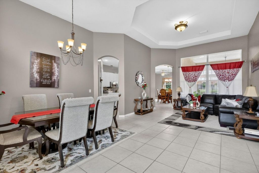 544 SW Lake Manatee Way, Port Saint Lucie, FL 34986 Photo