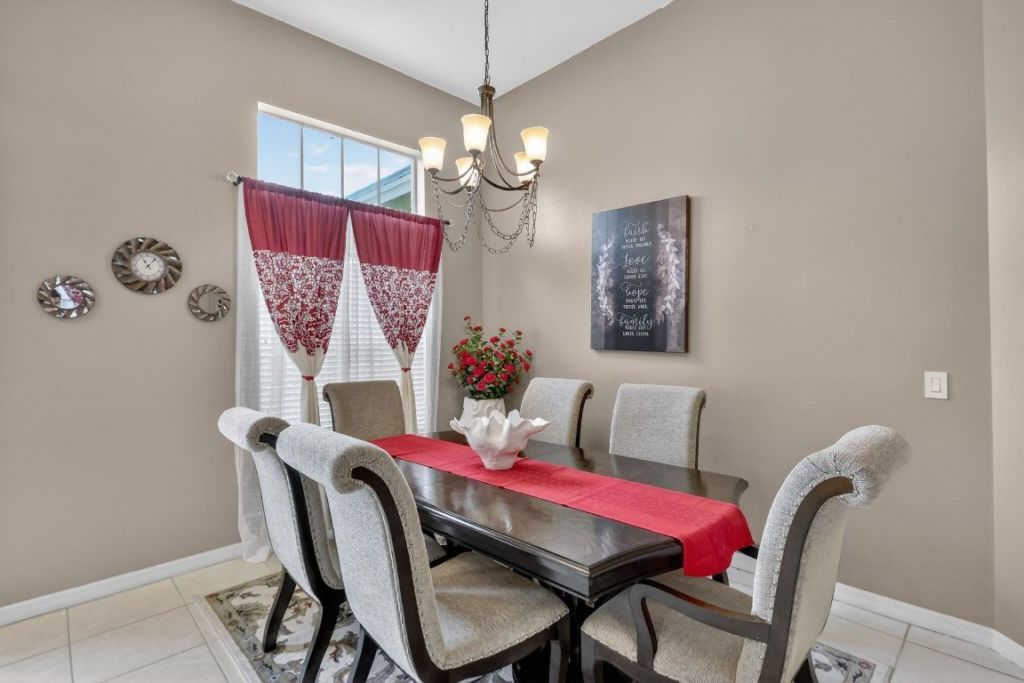 544 SW Lake Manatee Way, Port Saint Lucie, FL 34986 Photo