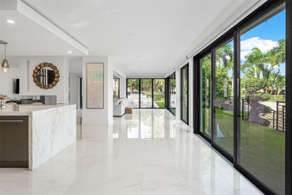 737 NE Boca Bay Colony Dr, Boca Raton, FL 33487 Photo