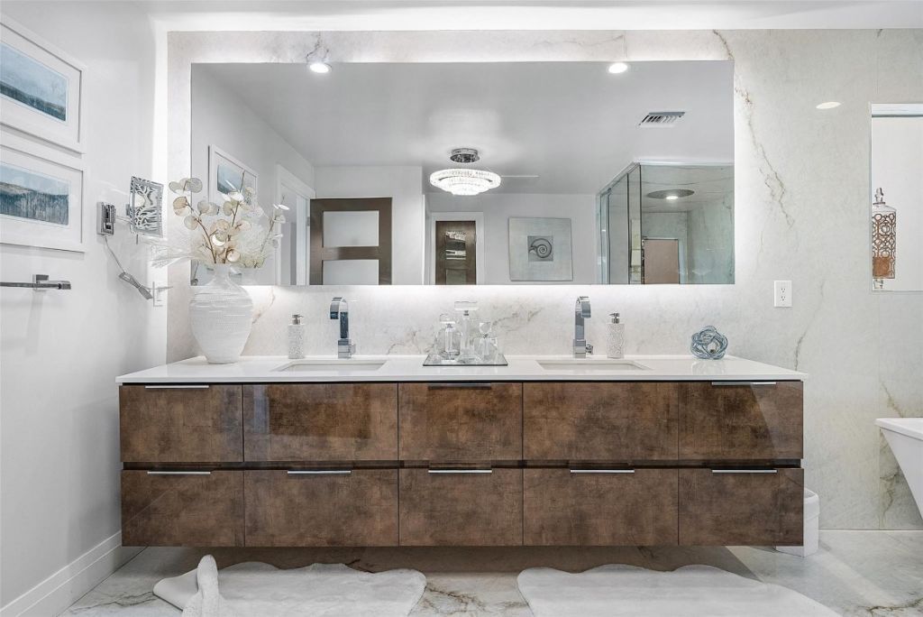 737 NE Boca Bay Colony Dr, Boca Raton, FL 33487 Photo