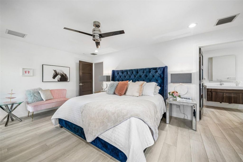 737 NE Boca Bay Colony Dr, Boca Raton, FL 33487 Photo