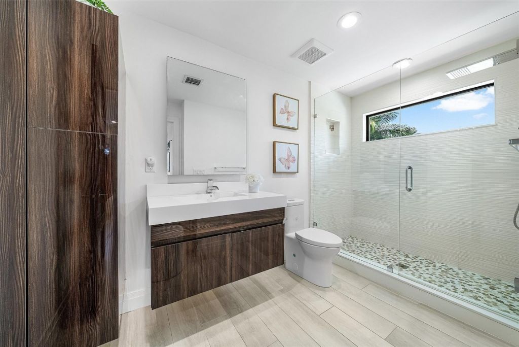 737 NE Boca Bay Colony Dr, Boca Raton, FL 33487 Photo