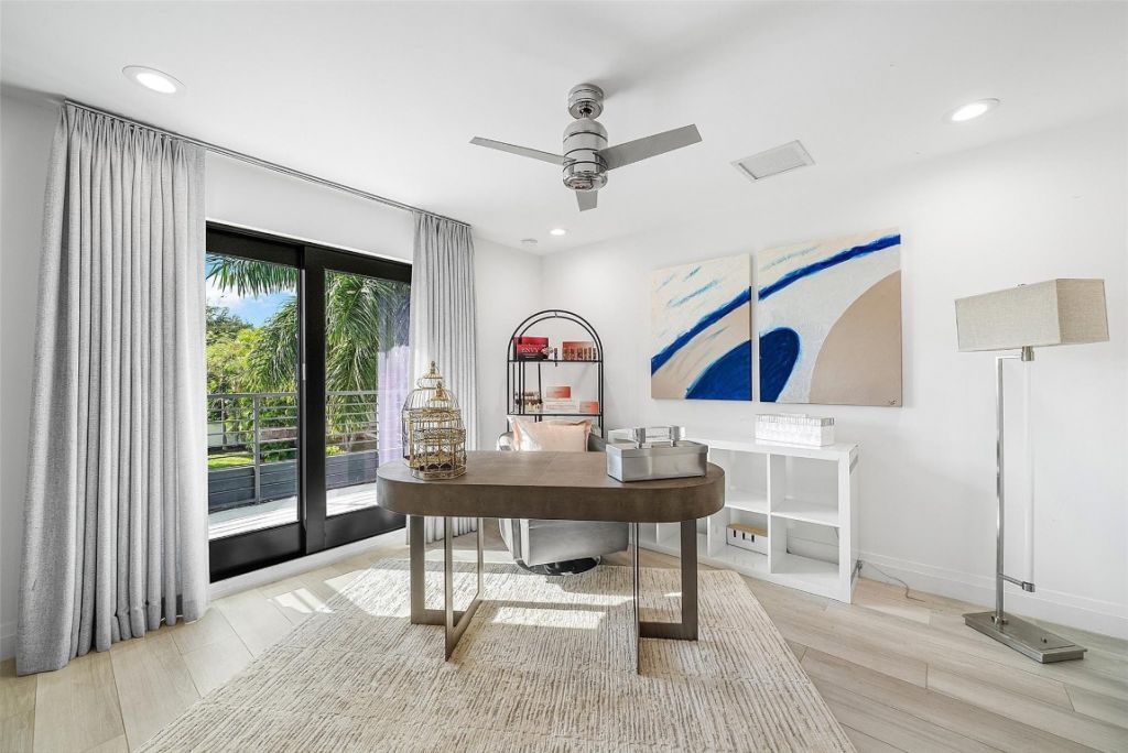 737 NE Boca Bay Colony Dr, Boca Raton, FL 33487 Photo