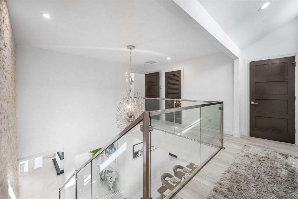 737 NE Boca Bay Colony Dr, Boca Raton, FL 33487 Photo