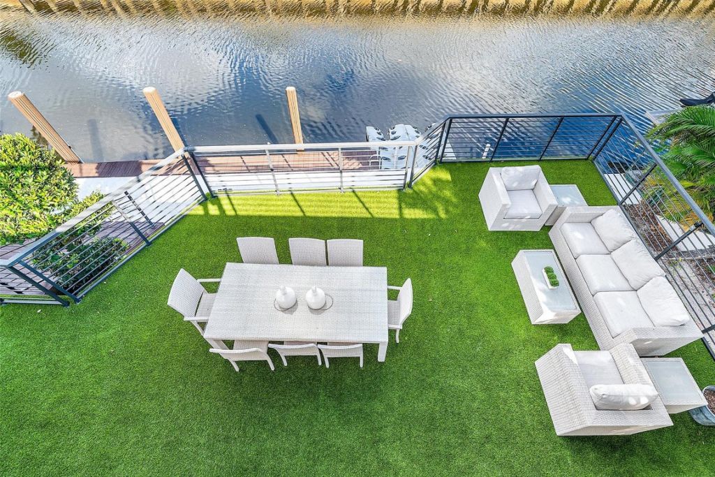 737 NE Boca Bay Colony Dr, Boca Raton, FL 33487 Photo