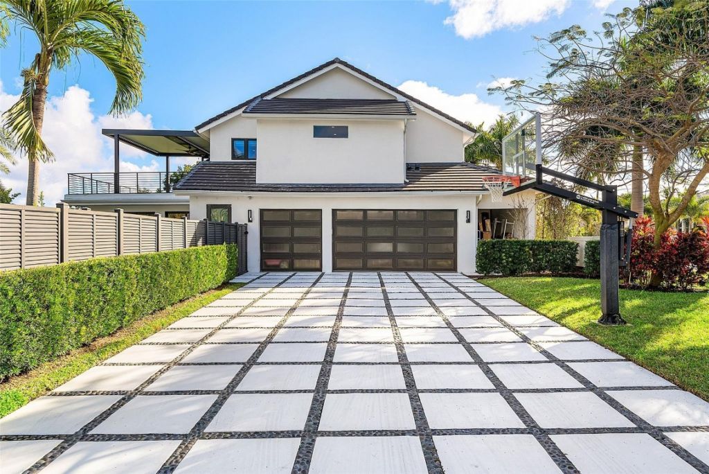 737 NE Boca Bay Colony Dr, Boca Raton, FL 33487 Photo