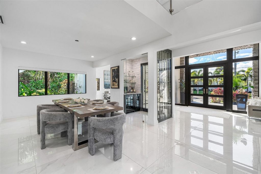 737 NE Boca Bay Colony Dr, Boca Raton, FL 33487 Photo