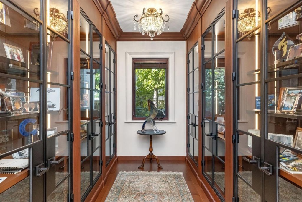 2430 Del Lago Drive, Fort Lauderdale, FL 33316 Photo