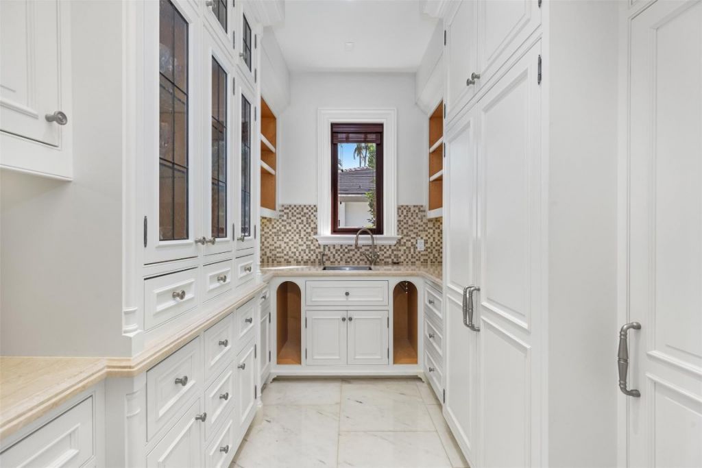 2430 Del Lago Drive, Fort Lauderdale, FL 33316 Photo