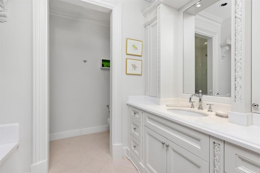2430 Del Lago Drive, Fort Lauderdale, FL 33316 Photo