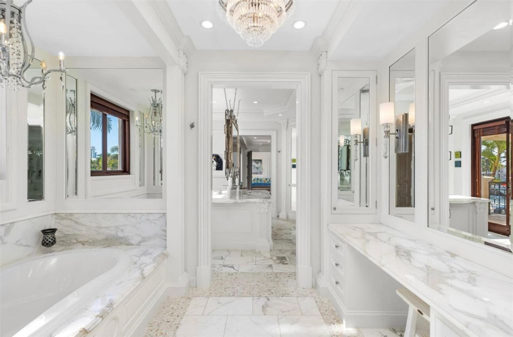 2430 Del Lago Drive, Fort Lauderdale, FL 33316 Photo
