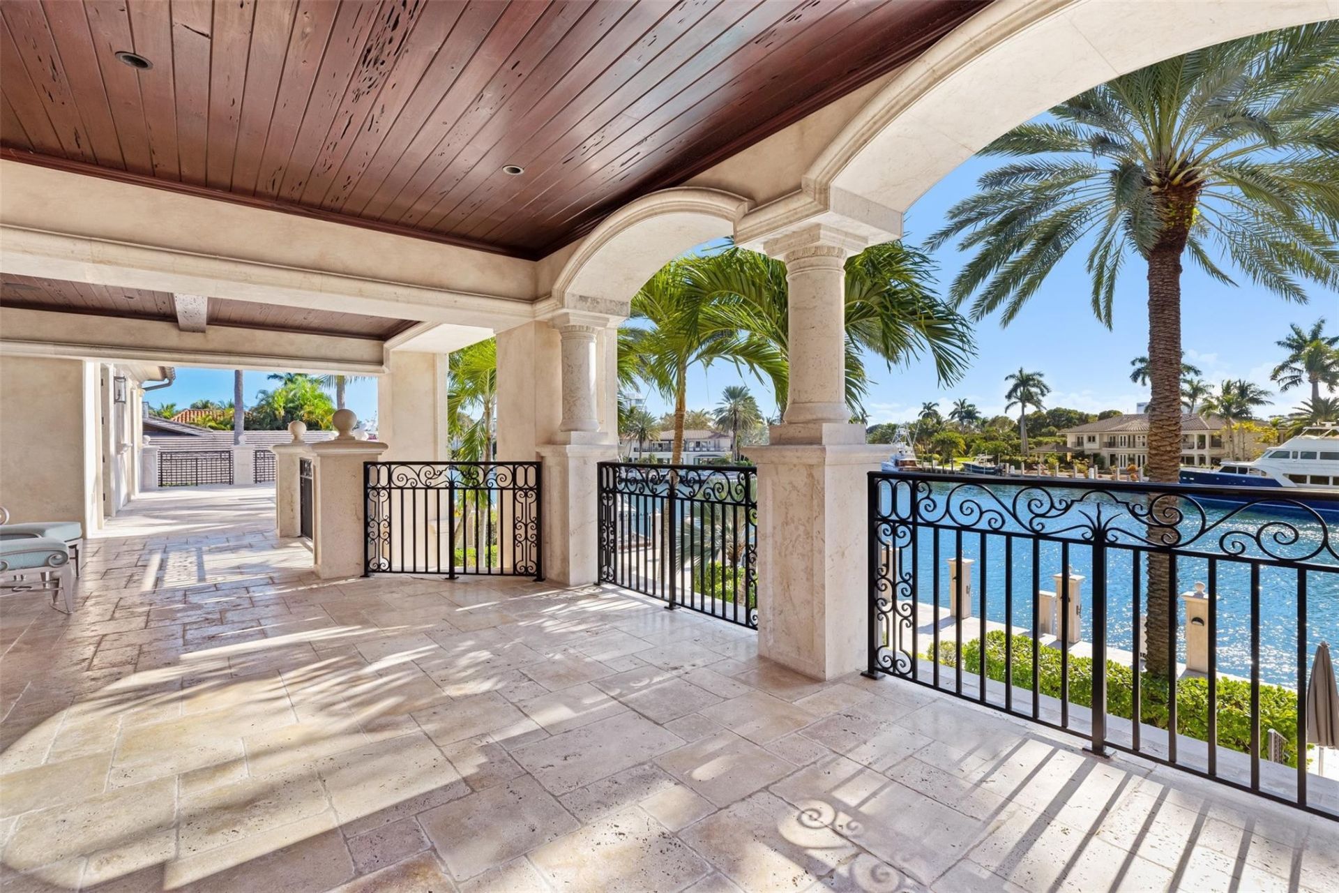 2430 Del Lago Drive, Fort Lauderdale, FL 33316 Photo