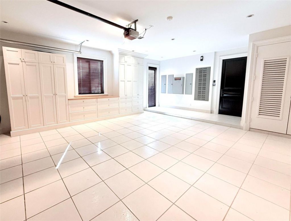 2430 Del Lago Drive, Fort Lauderdale, FL 33316 Photo