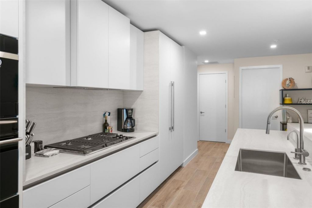 900 N Ocean Boulevard, Unit 204, Pompano Beach, FL 33062 Photo