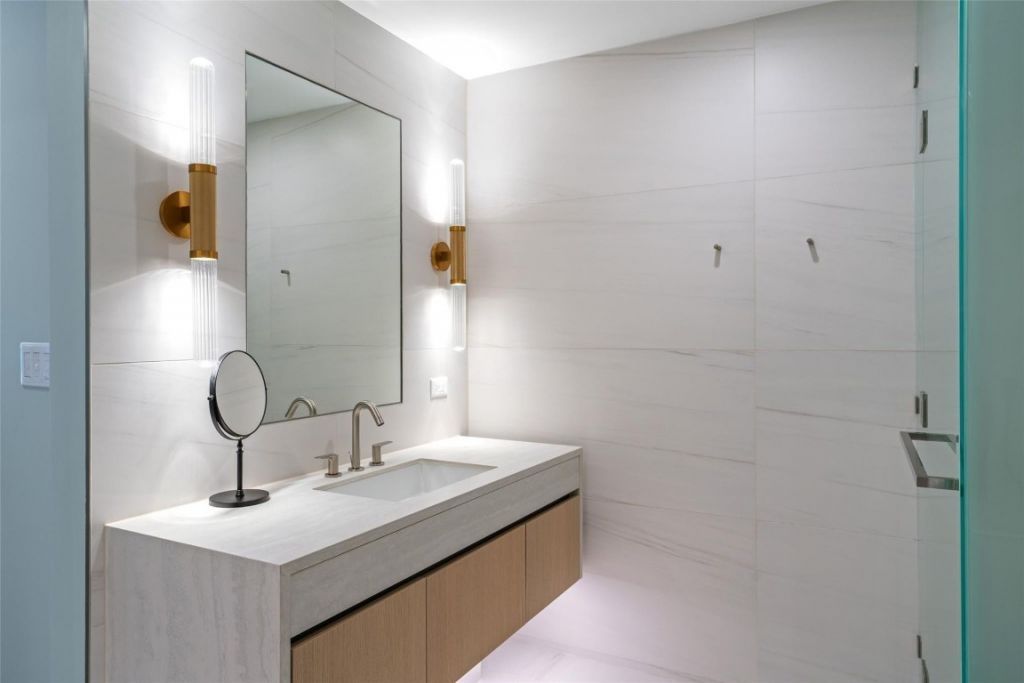 900 N Ocean Boulevard, Unit 204, Pompano Beach, FL 33062 Photo