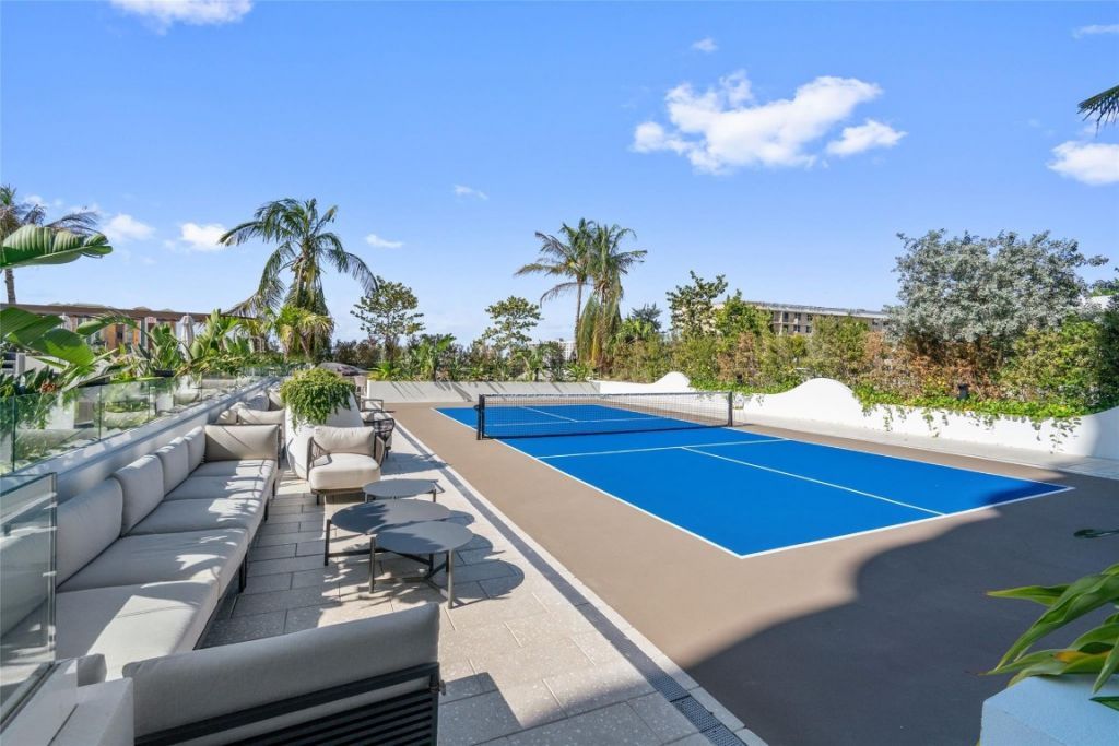 900 N Ocean Boulevard, Unit 204, Pompano Beach, FL 33062 Photo