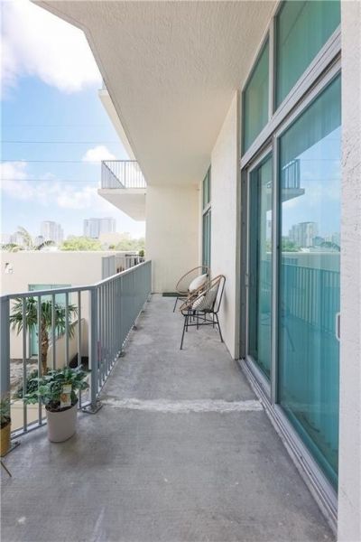 2100 Van Buren Street, Unit 308, Hollywood, FL 33020 Photo